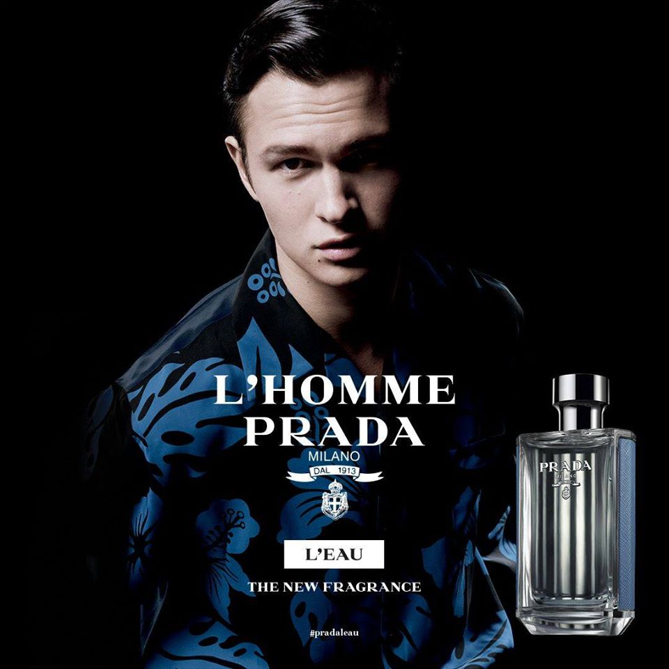 Prada L'Homme Prada L'Eau Eau de Toilette 1.5ml น้ำหอมสุภาพบุรุษอันทันสมัย ที่ผสมผสานความคลาสสิคอย่างแอมเบอร์และดอกไอริส ให้ความรู้สึกปลอดโปร่งและท้าทาย